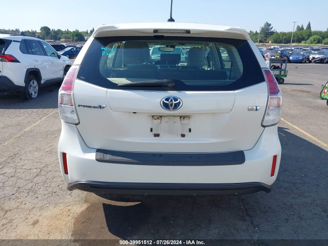 Toyota Prius V Five/four/three/two 2017 JTDZN3EU1HJ067833 Image 16