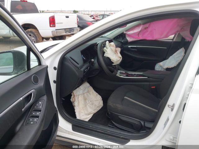 KMHL24JA2PA304405 Hyundai SONATA SE