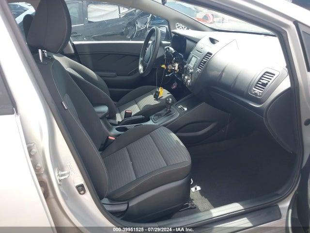KIA FORTE LX 2016 KNAFX4A66G5513330 Image 5