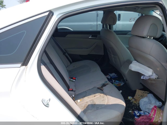 Hyundai SONATA SE 2016 5NPE24AF3GH306133 Image 8