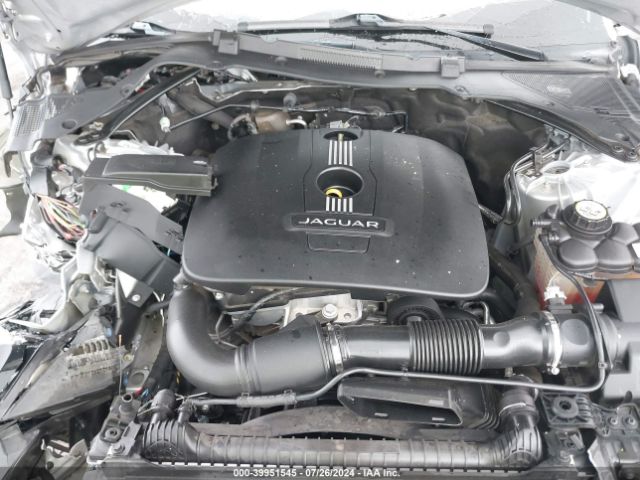 SAJAR4BG5HA964810 Jaguar Xe 25t