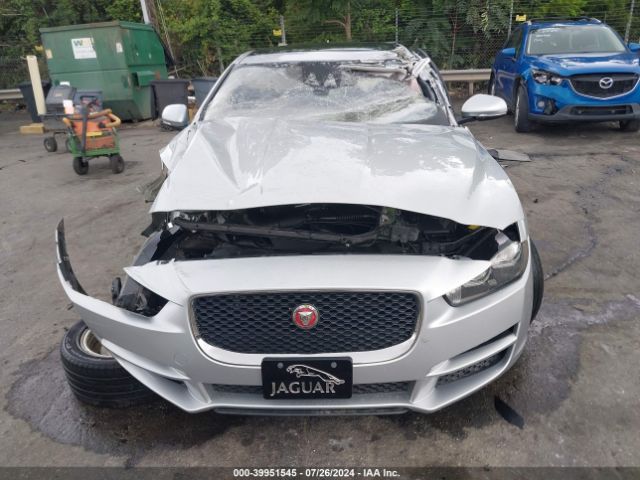 SAJAR4BG5HA964810 Jaguar Xe 25t