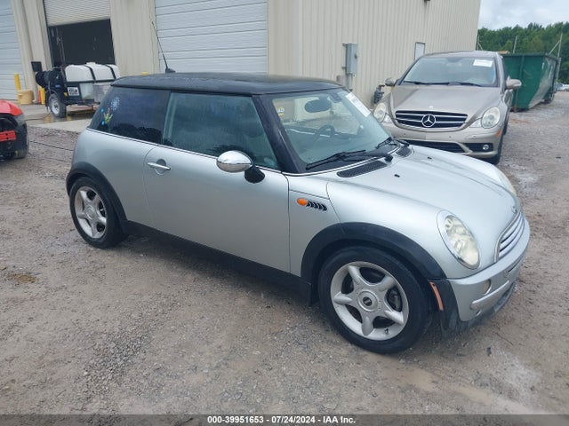 2005 MINI COOPER WMWRC33495TJ67555 Photo 0