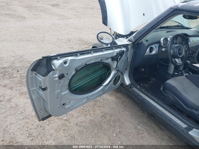 2005 MINI COOPER WMWRC33495TJ67555 Photo 5