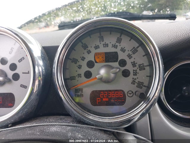 2005 MINI COOPER WMWRC33495TJ67555 Photo 6