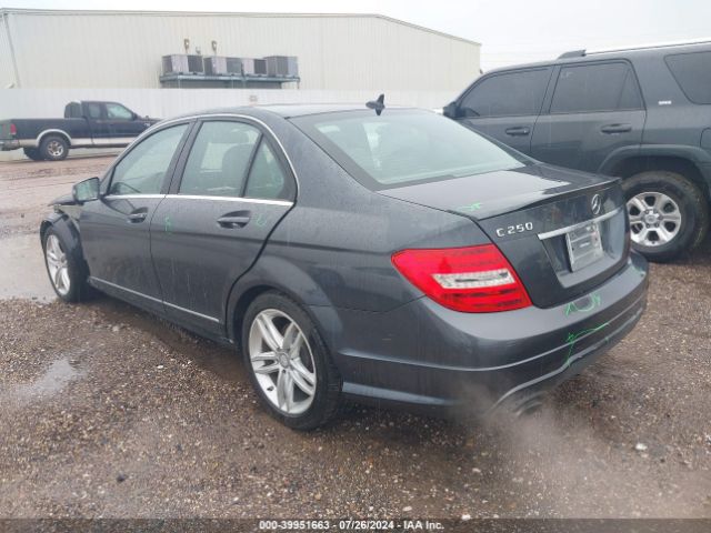WDDGF4HB4ER312440 Mercedes-Benz C 250 Luxury/sport