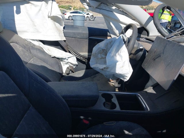 2023 TESLA MODEL 3 5YJ3E1EA3PF649308 Photo 4
