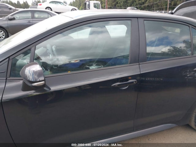 Toyota COROLLA SE 2022 5YFP4MCE5NP128863 Image 15