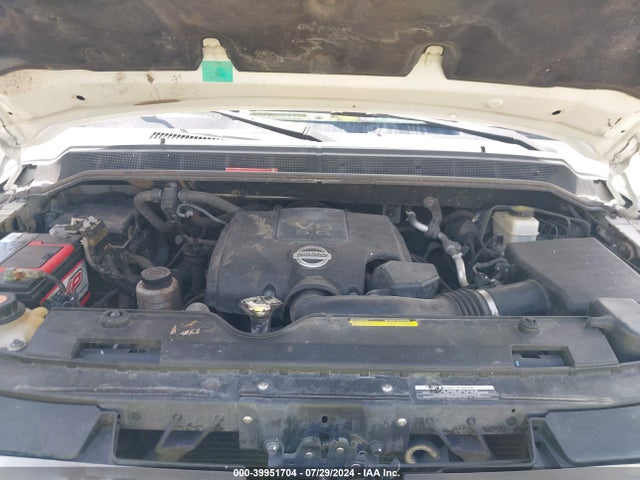 Nissan Titan Pro-4x 2014 1N6BA0EC1EN513175 Image 10
