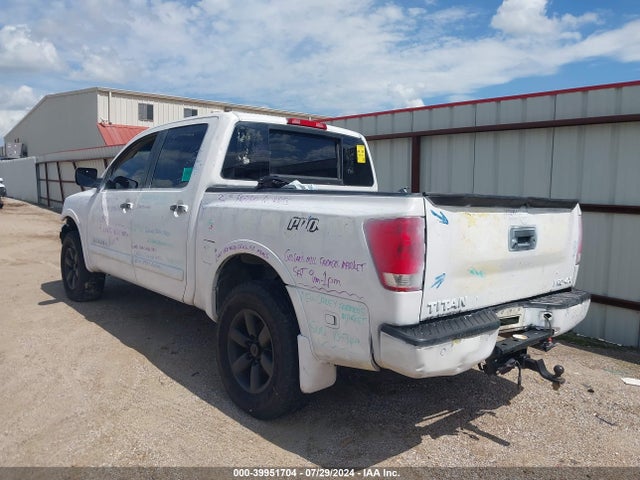 Nissan Titan Pro-4x 2014 1N6BA0EC1EN513175 Image 3