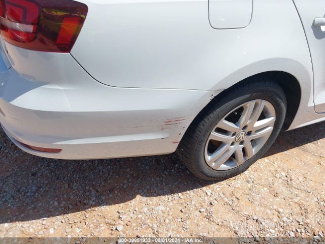 3VW167AJ9HM269381 Volkswagen Jetta 1.4t S