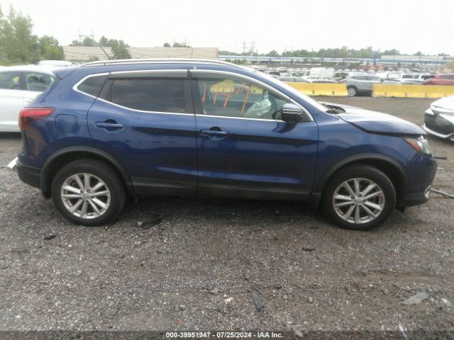 JN1BJ1CR0JW203901 Nissan Rogue Sport Sv