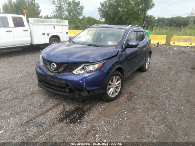 JN1BJ1CR0JW203901 Nissan Rogue Sport Sv