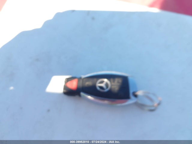WDCGG5HBXEG230487 Mercedes-Benz GLK 350