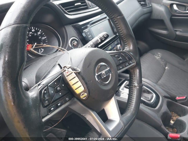 Nissan ROGUE SV 2018 5N1AT2MT2JC733738 Image 11