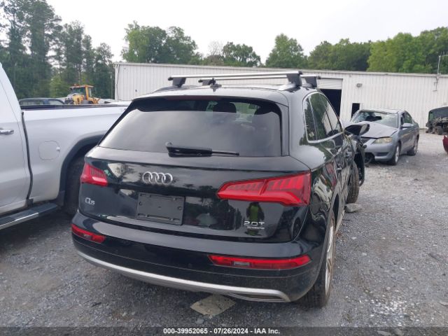 WA1BNAFY2J2221807 Audi Q5 2.0t Premium/2.0t Tech Premium