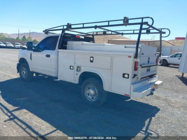 1FDBF3B69KEG11222 Ford F-350 Xl