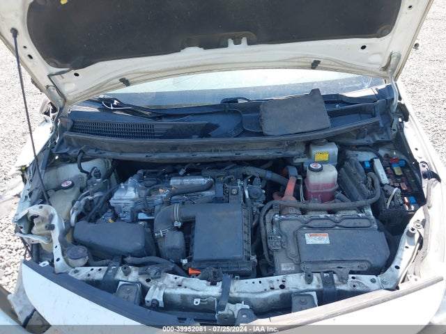 Toyota Prius V Five/four/three/two 2017 JTDZN3EU5HJ074333 Image 10
