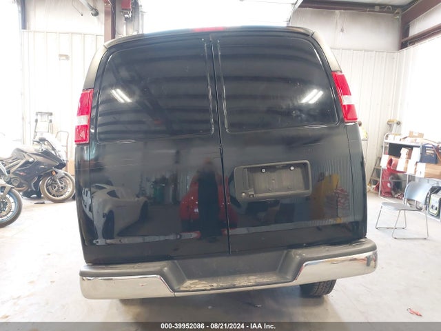 Chevrolet Express 2500 Work Van 2017 1GCWGAFF7H1140527 Image 16