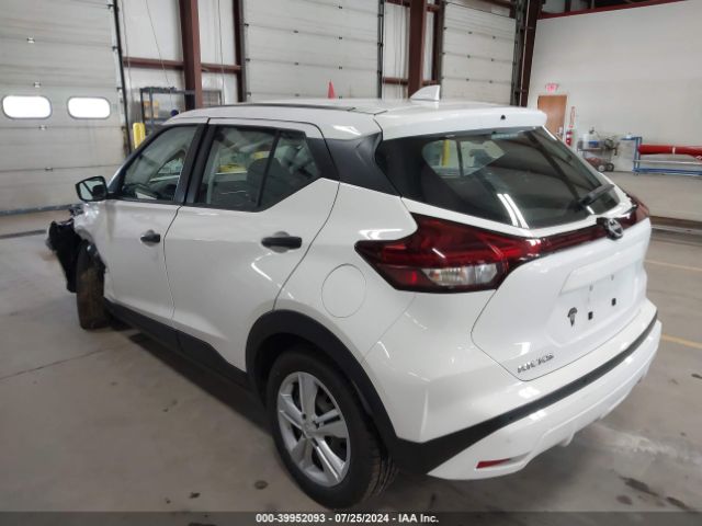 2022 NISSAN KICKS 3N1CP5BV4NL527888 Photo 2