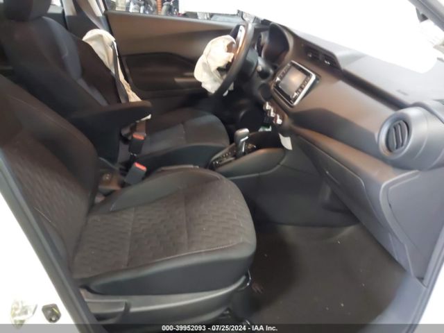 2022 NISSAN KICKS 3N1CP5BV4NL527888 Photo 4