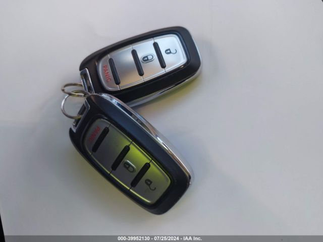 2C4RC1CG6LR255114 Chrysler Voyager Lx