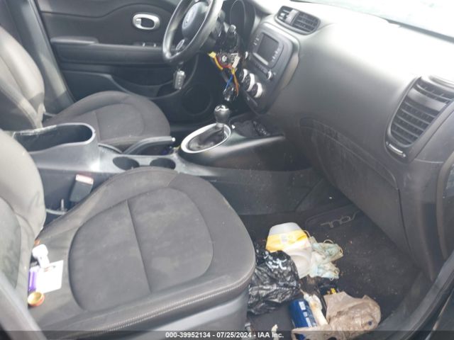 KNDJN2A28J7562805 KIA Soul