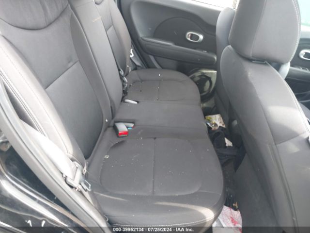 KNDJN2A28J7562805 KIA Soul