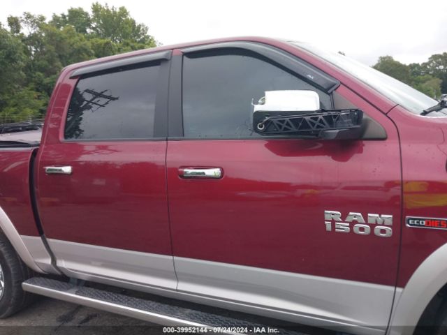 1C6RR7NM9JS336194 RAM 1500 Laramie  4x4 5'7 Box