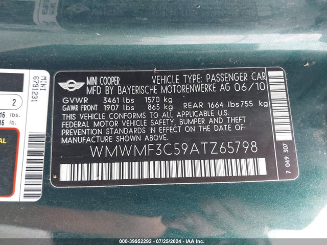 2010 MINI COOPER WMWMF3C59ATZ65798 Photo 8