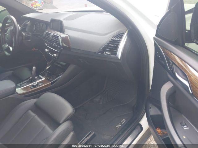 5UXTR9C55KLE18099 BMW X3 Xdrive30i