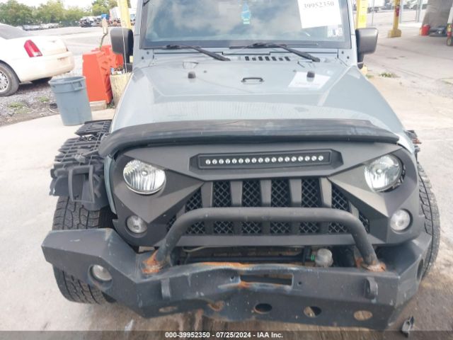 1C4AJWAG9EL110079 Jeep Wrangler Sport