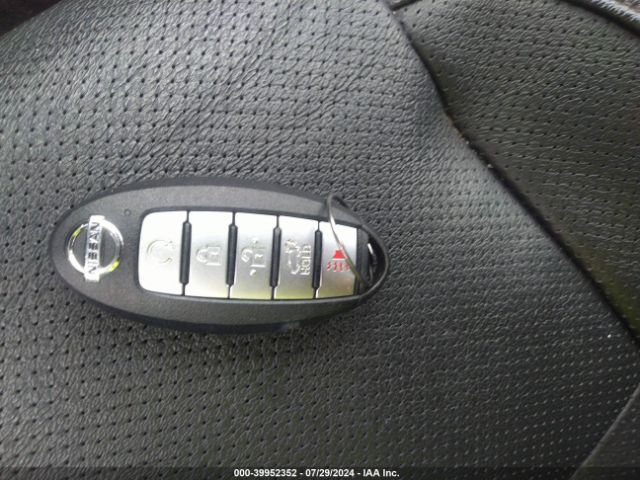 5N1AT2MVXLC724905 Nissan Rogue Sl Intelligent Awd
