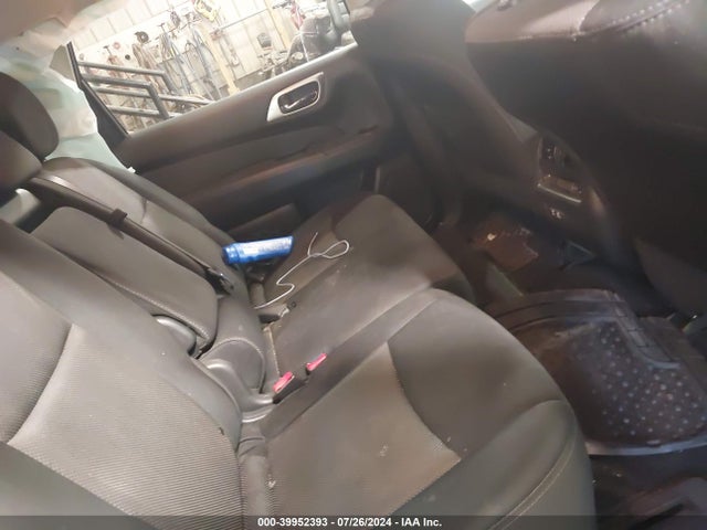 5N1DR2AM0LC629471 Nissan Pathfinder S 4wd