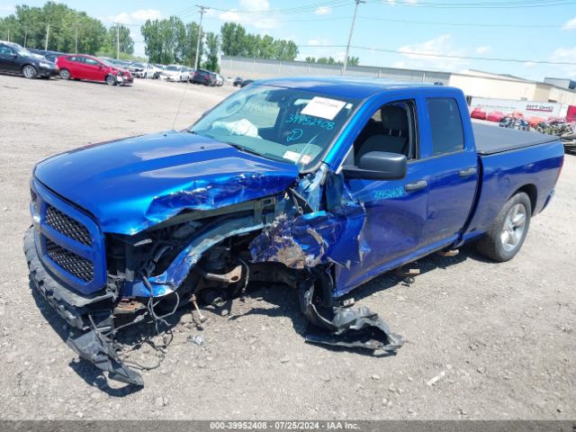 1C6RR7FT4JS328249 RAM 1500 Express Quad Cab 4x4 6'4 Box
