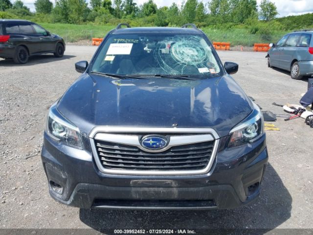 JF2SKAEC3KH537608 Subaru Forester Premium