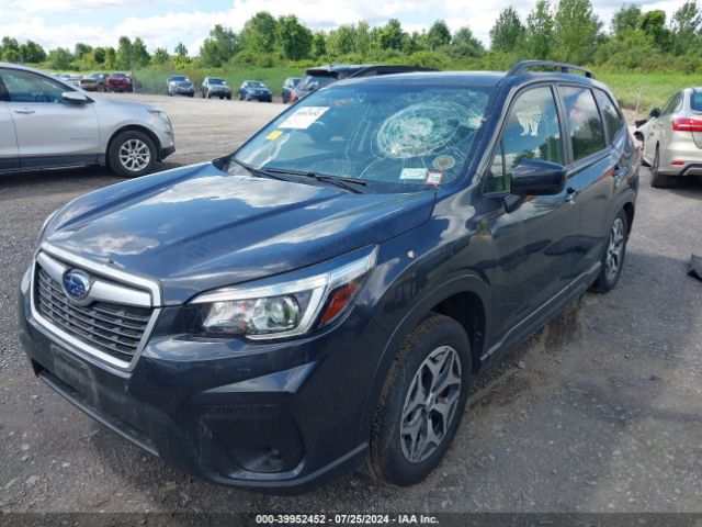 JF2SKAEC3KH537608 Subaru Forester Premium