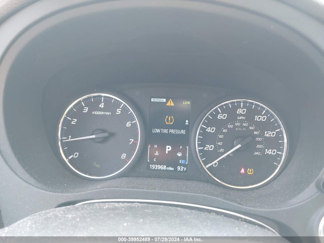 2017 MITSUBISHI OUTLANDER JA4JZ4AX2HZ055340 Photo 6