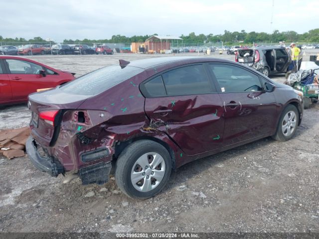3KPFK4A75JE258515 KIA FORTE LX