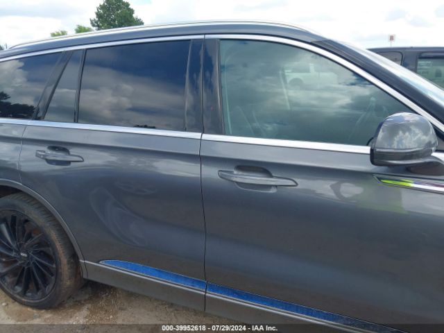 5LM5J7XC4MGL05972 Lincoln Aviator Reserve