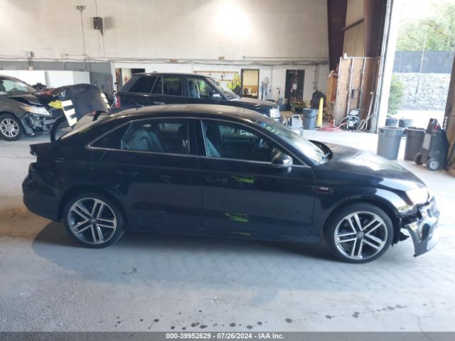 WAUJ8GFF1J1032241 Audi A3 2.0t Premium/2.0t Tech Premium