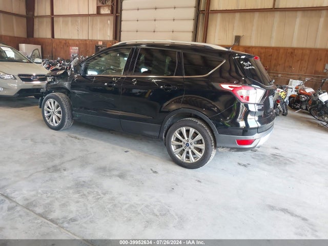 Ford Escape Titanium 2017 1FMCU9J95HUA86635 Image 3