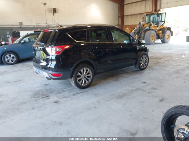 Ford Escape Titanium 2017 1FMCU9J95HUA86635 Image 4