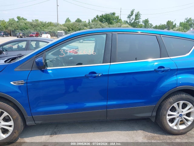 Ford ESCAPE SE 2019 1FMCU9GD8KUB02197 Image 14
