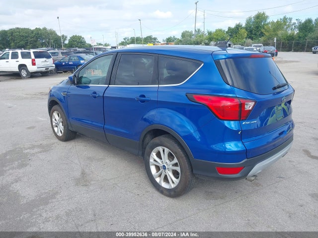 Ford ESCAPE SE 2019 1FMCU9GD8KUB02197 Image 3