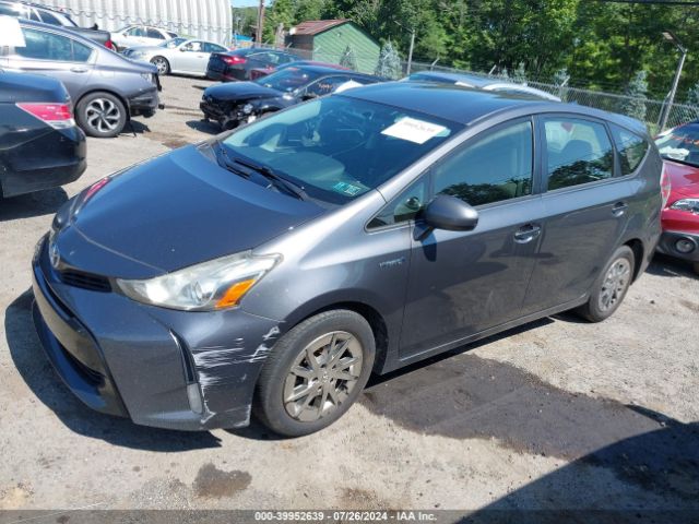 JTDZN3EU4FJ038713 Toyota Prius V Three