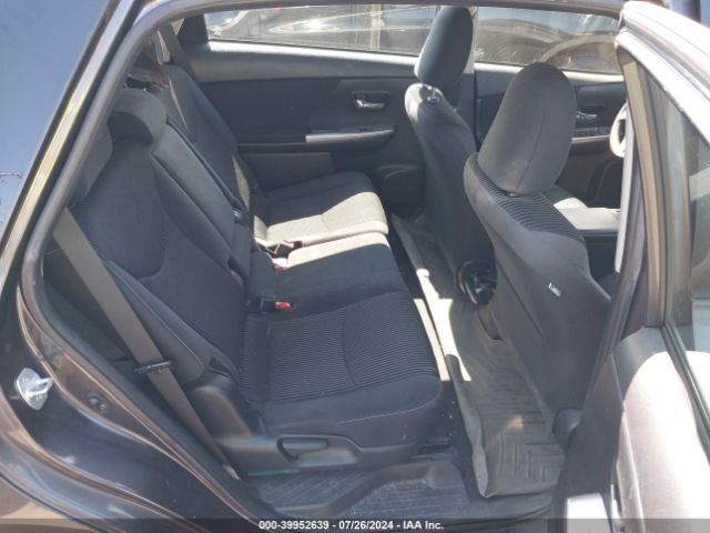 JTDZN3EU4FJ038713 Toyota Prius V Three