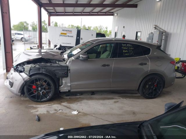 ZN661XUL8JX268855 Maserati Levante Granlusso