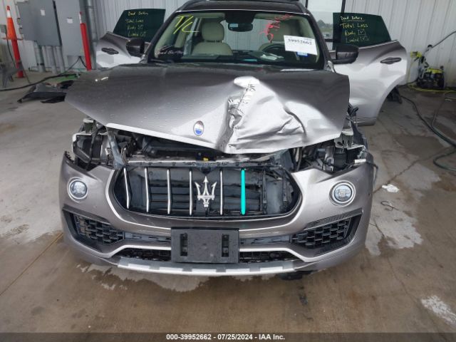 ZN661XUL8JX268855 Maserati Levante Granlusso