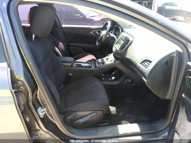 1C3CCCAB2FN555067 Chrysler 200 Limited